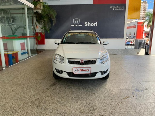 FIAT PALIO 1.4 MPI ATTRACTIVE WEEKEND 8V FLEX 4P MANUAL