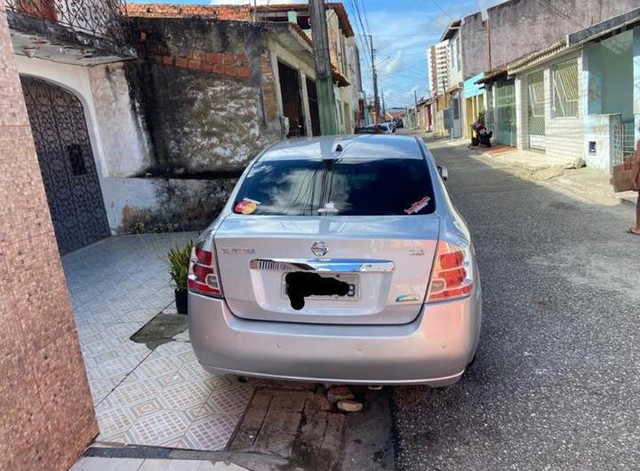 SENTRA 2.0S MANUAL