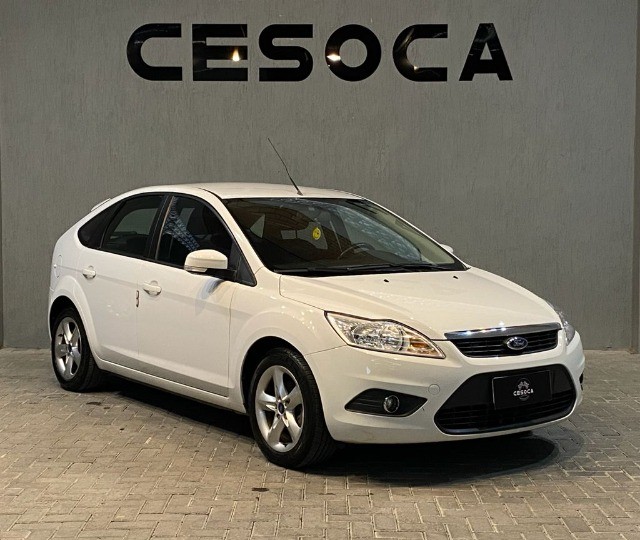 FORD FOCUS HATCH COMPLETO