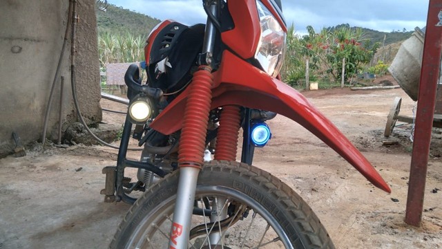 MOTO HONDA BROS