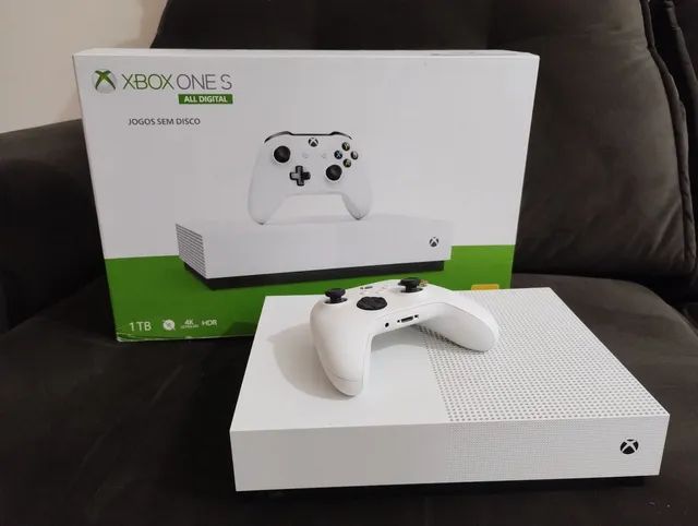 X Box One S 1tb Usado  Parcelamento sem juros