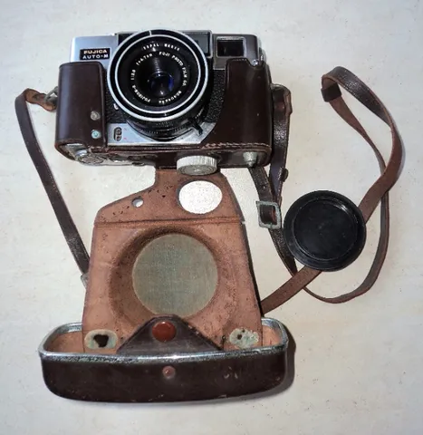 Câmera Fujica 35, Auto M, Made in Japan. (Item para Colecionador, Decoração ou Cenográfico