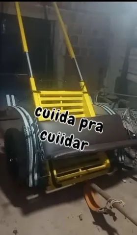 Vende-se essa charrete