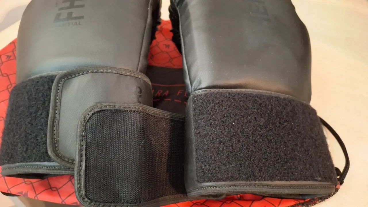 Luvas de Boxe - Fheras - Novas - Preta - Foto 4