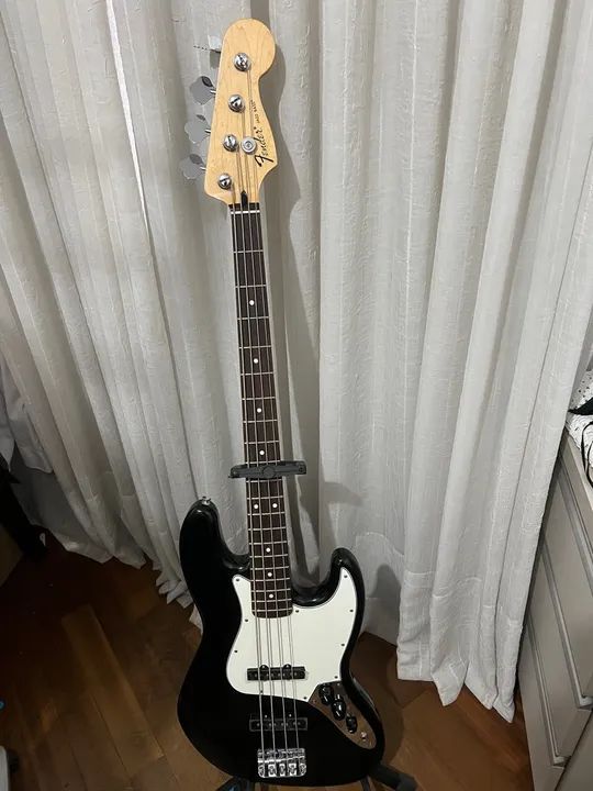 Fender Jazz Bass Standard Mexicano. - Instrumentos musicais