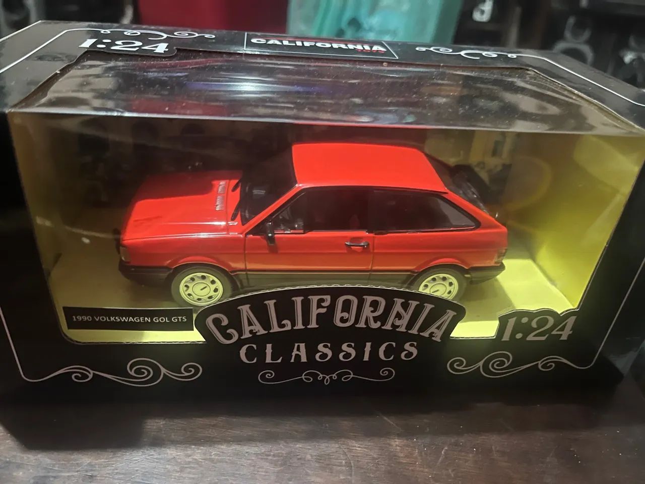 Gol GTI vermelho escala 1:24