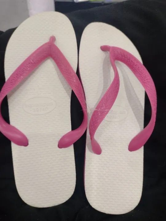 Dois Chinelo havaianas Tam 39/40 azul e rosa