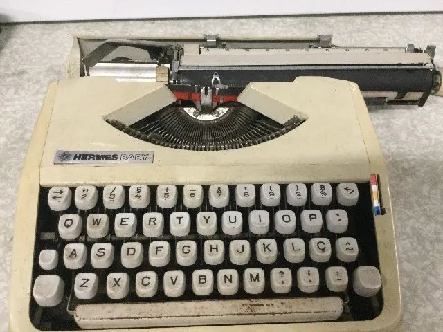 maquina de esquever antiga. - Foto 4