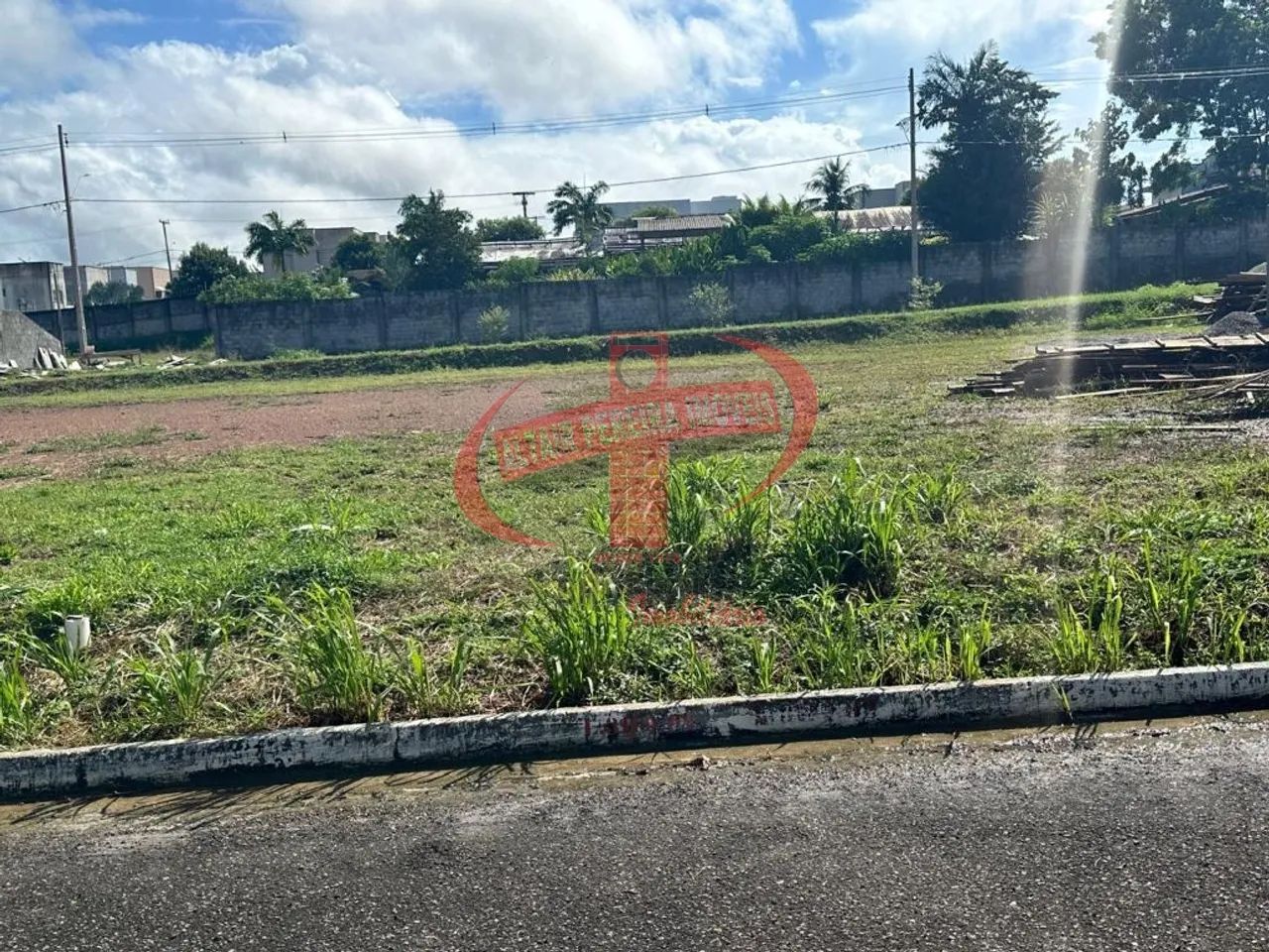 Excelente Lote e construção Residencial no Condomínio GRAN PARAISO! - Foto 4