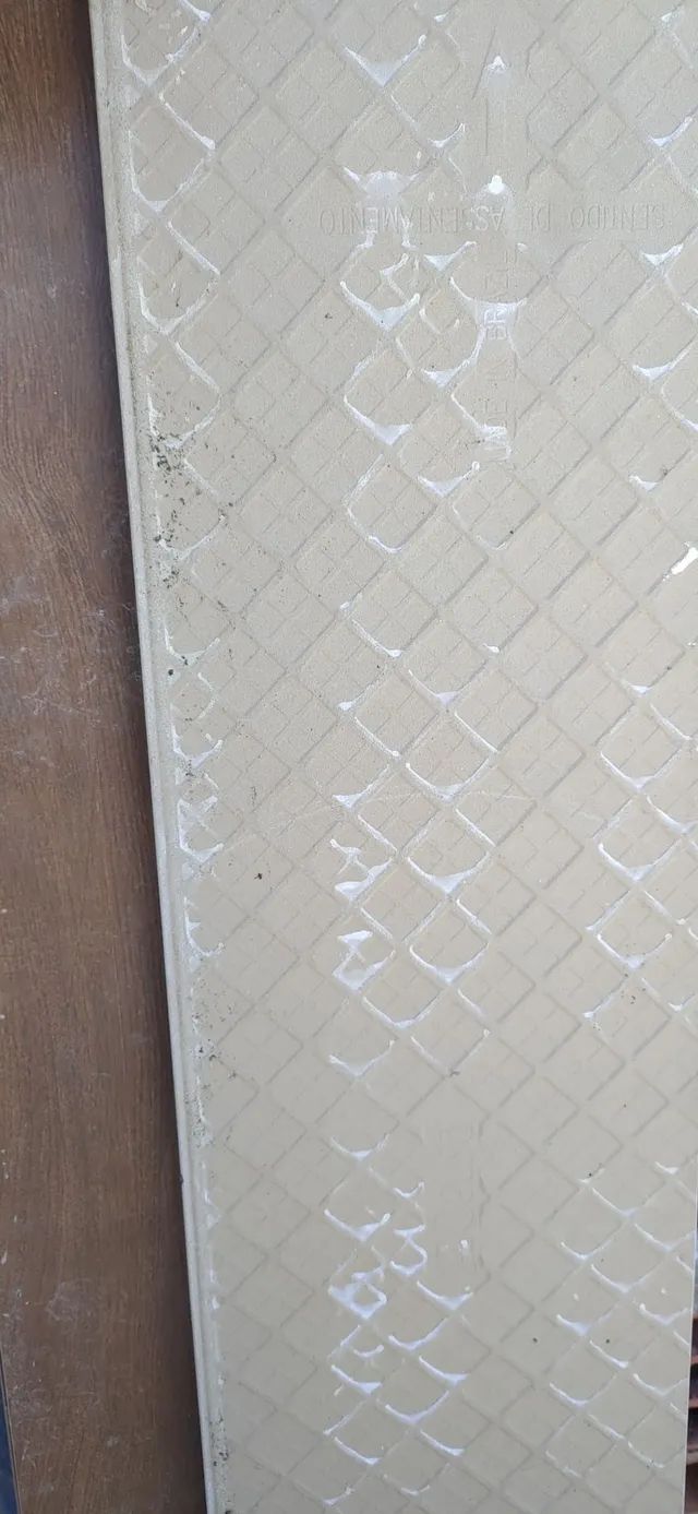 Piso Ceusa porcelanato 20x86 - Foto 4