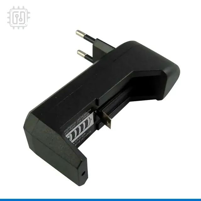 Carregador Universal De Pilhas E Baterias Lithium Bivolt - Foto 3
