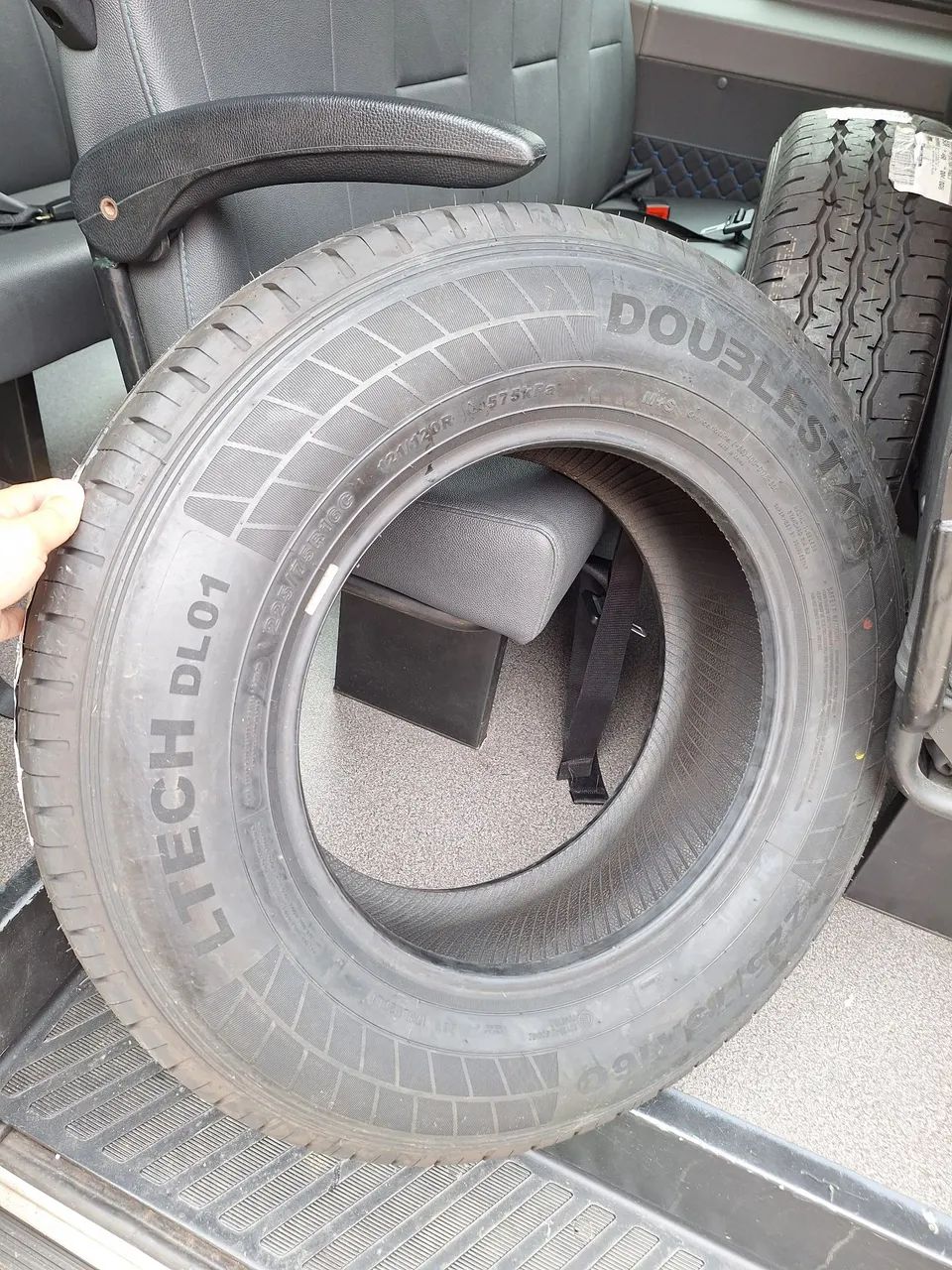 Pneu Doublestar LTECH DL01 225/75R16 121/120R - Foto 3