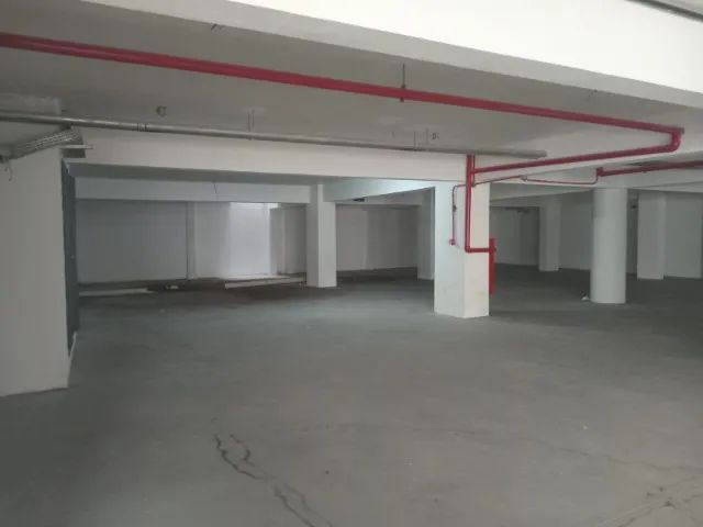 Área para estacionamento com 700m² - no centro de Sete Lagoas. 