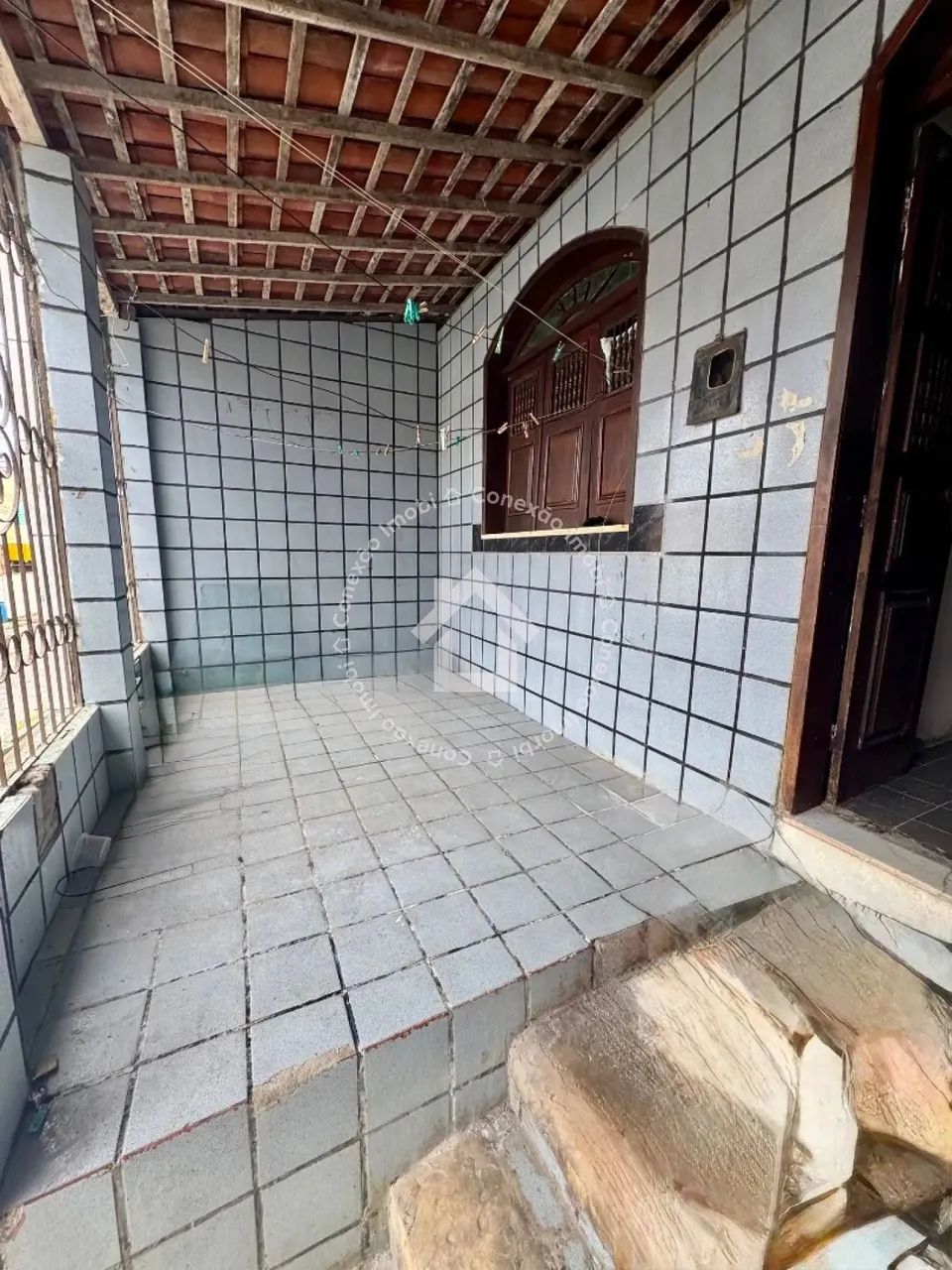 Vende-se casa no centro de Laranjeiras - Foto 3
