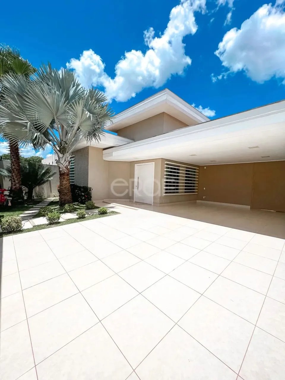 **Casa com piscina e sauna à venda em Formosa/GO! Conforto, lazer e qualidade de vida em u