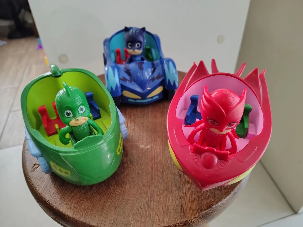 Carrinhos PJ Masks - 3 personagens