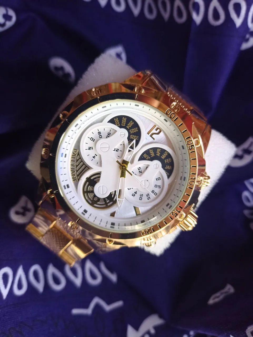 Relógios analógicos resistentes à água