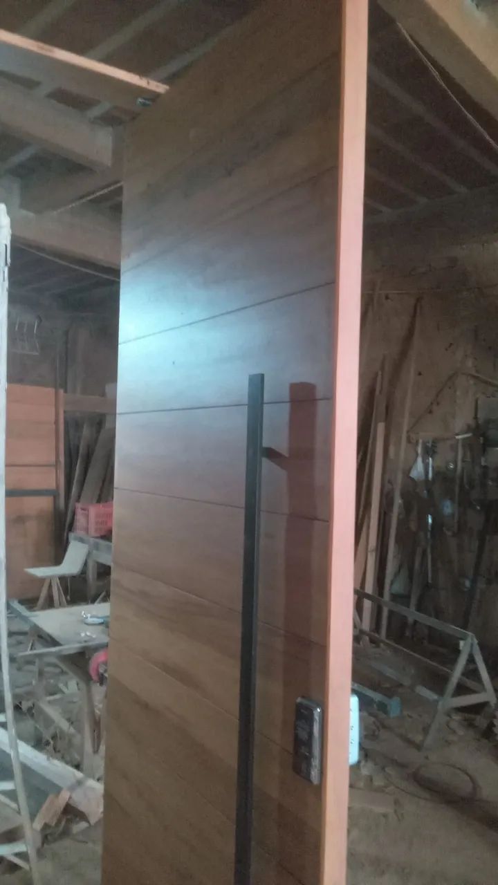 Porta pivotante completa e instalada  - Foto 2