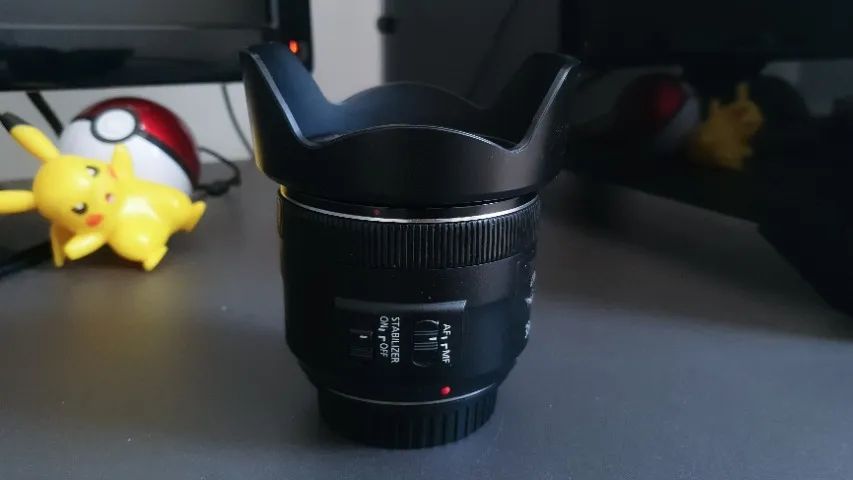 Lente Objetiva Canon EF 35mm Is Usm + Parasol + Filtro Protetor Uv Neutro 