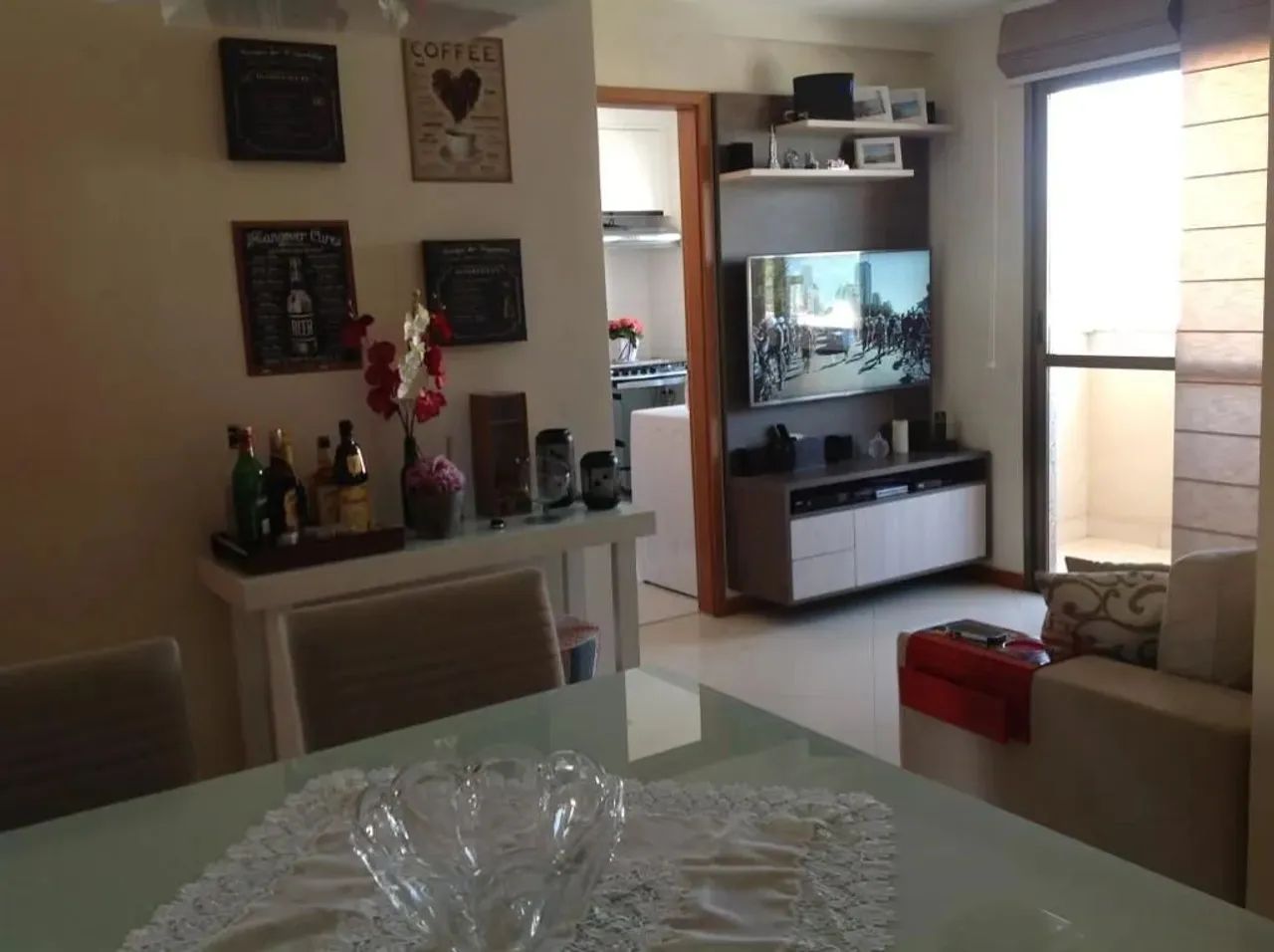 Maravilhoso apartamento em prédio único, completamente reformado e planejado, 1 vaga - Foto 2