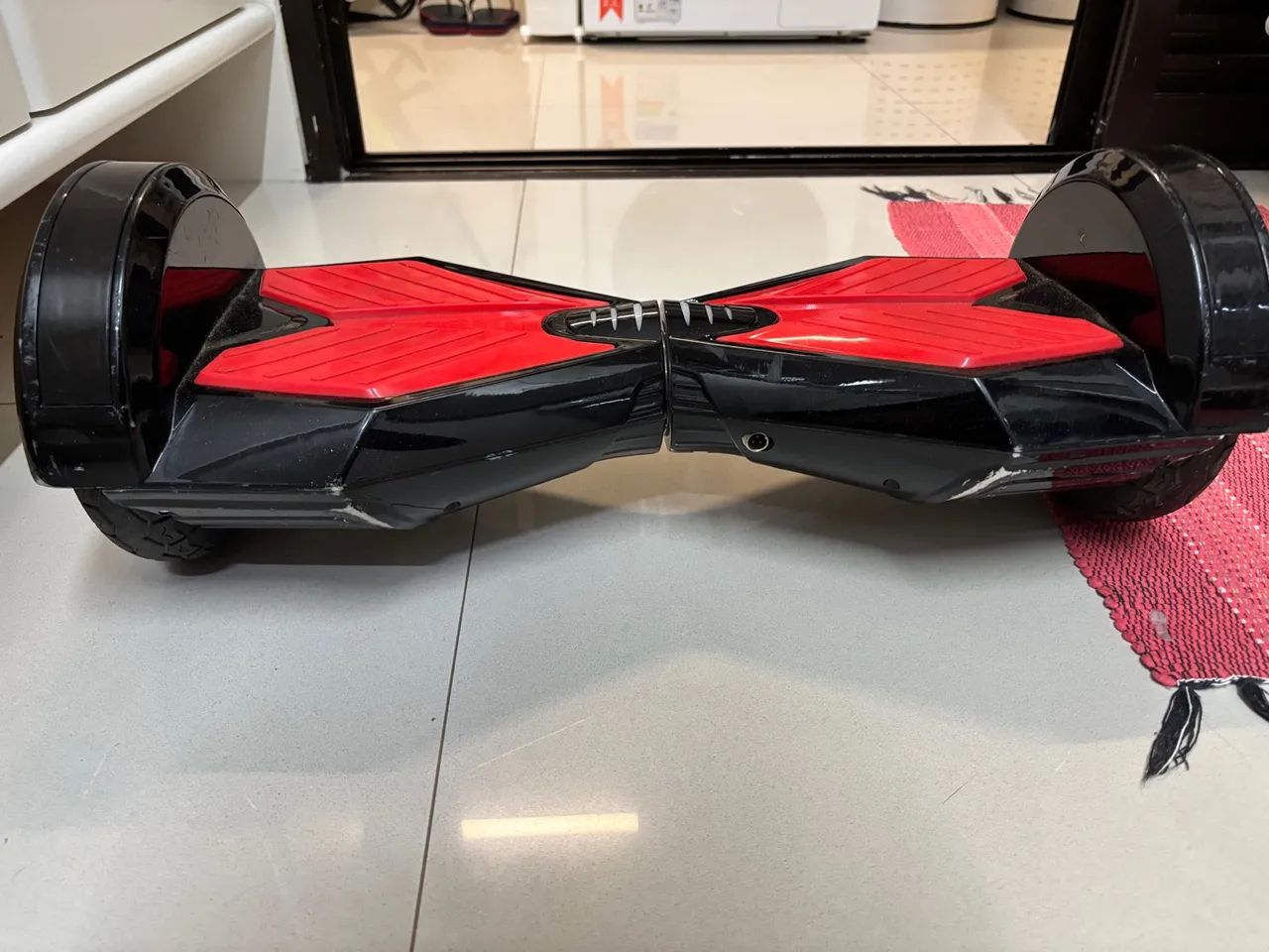 Hoverboard Preto e Vermelho