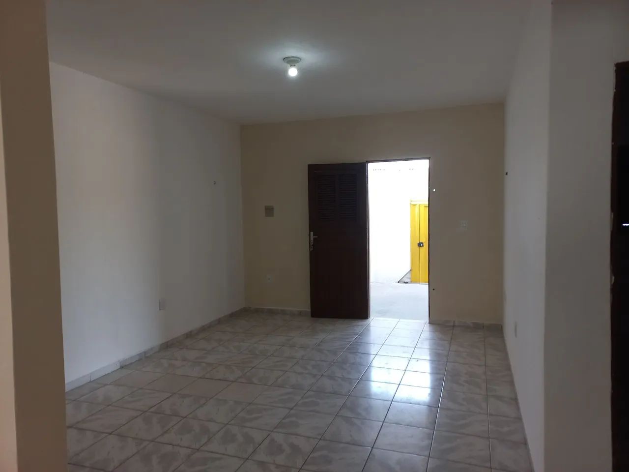 Alugo casa próximo aí oaes club - Foto 3