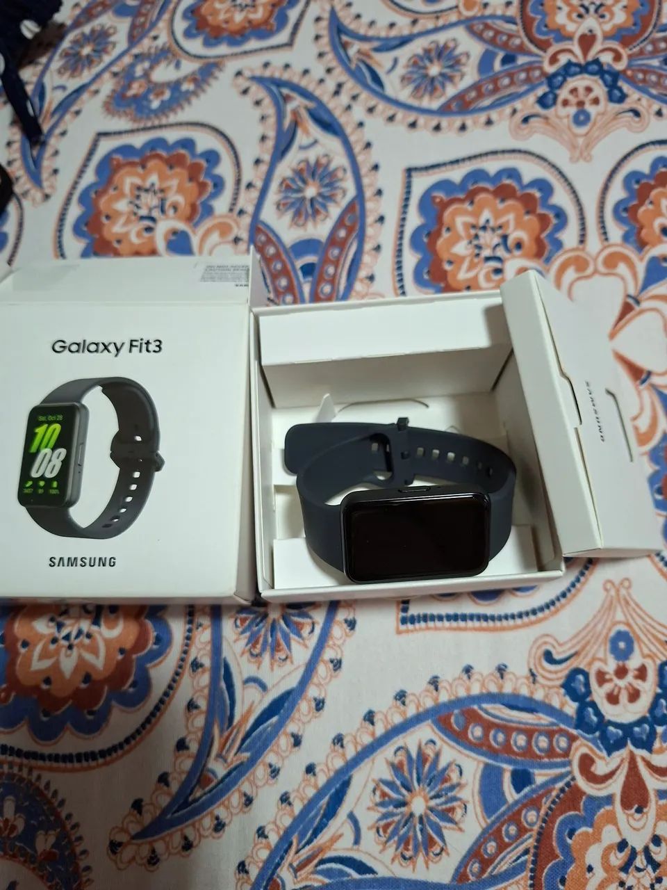 Vendo Relógio Galaxi Fit 3  Samsung na embalagem, sem uso.. - Foto 2