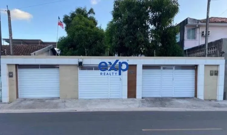 Casa com 2 pavimentos independentes a venda em Campo Grande