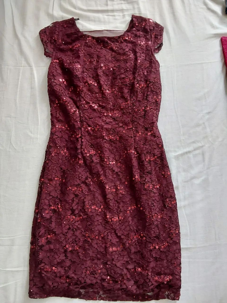 Vestido cor de vinho para festa 