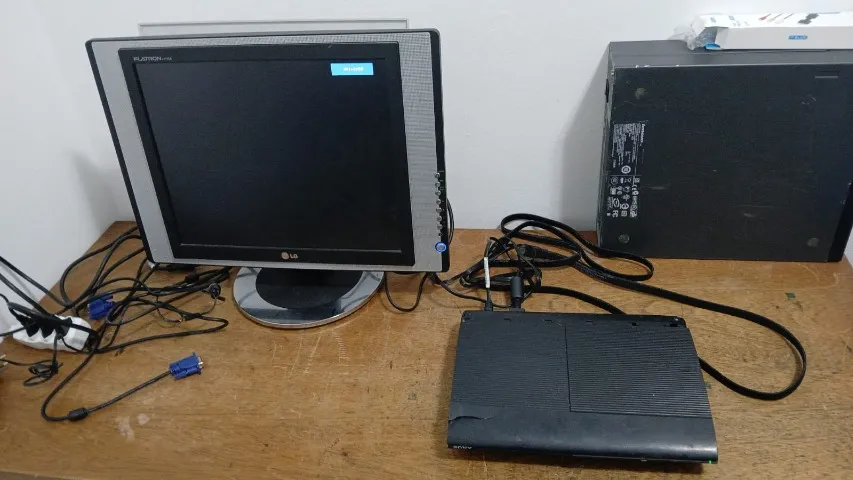 Lote de Controles de video game e Games