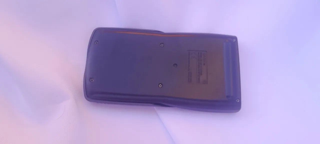 Calculadora científica com mancha no visor - Foto 2