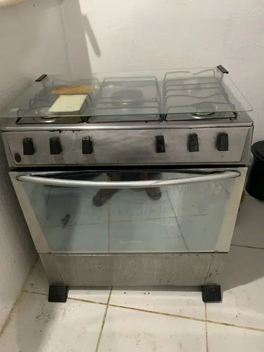 Fogão 4 Bocas com Forno - Usado