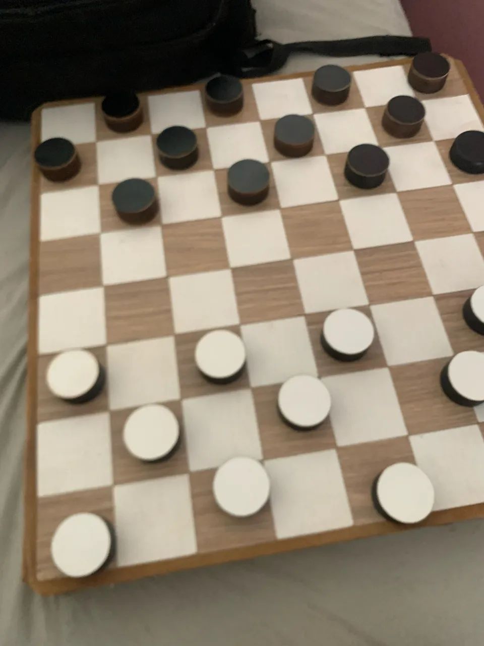 Tabuleiro de Damas em Madeira Pesado - Peças de Brinde - Foto 4