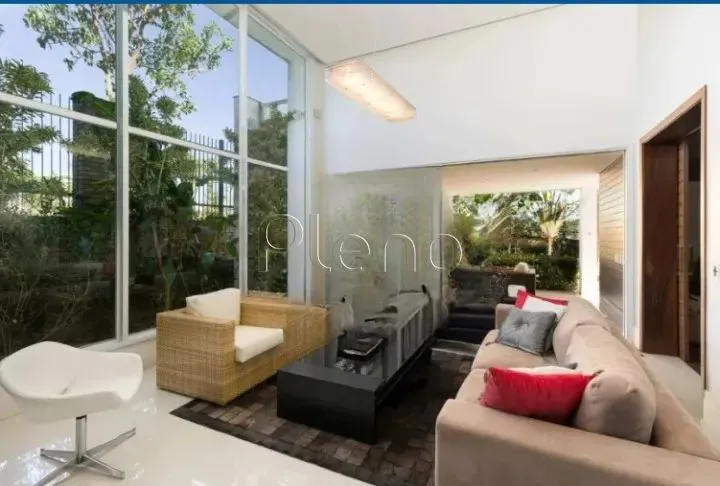 Sobrado à venda em Campinas, Residencial Parque das Araucárias, com 4 suítes, com 435 m²