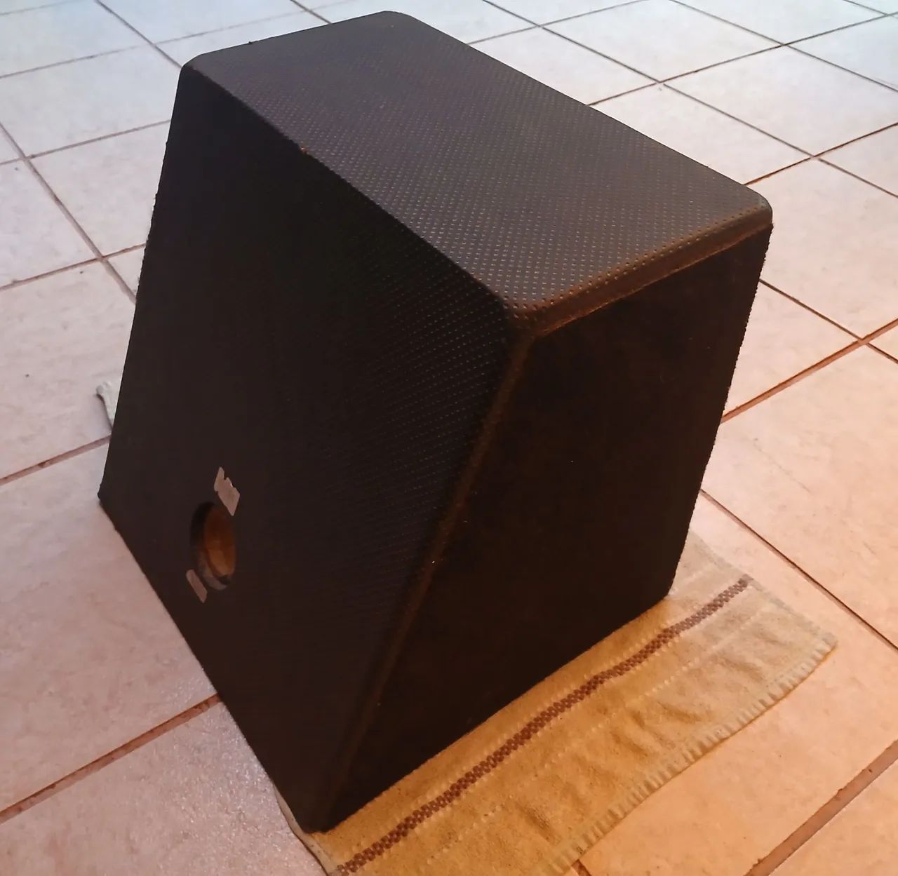Caixa Salada Usada Para Subwoofer 10 Polegadas Leia Anúncio  - Foto 2