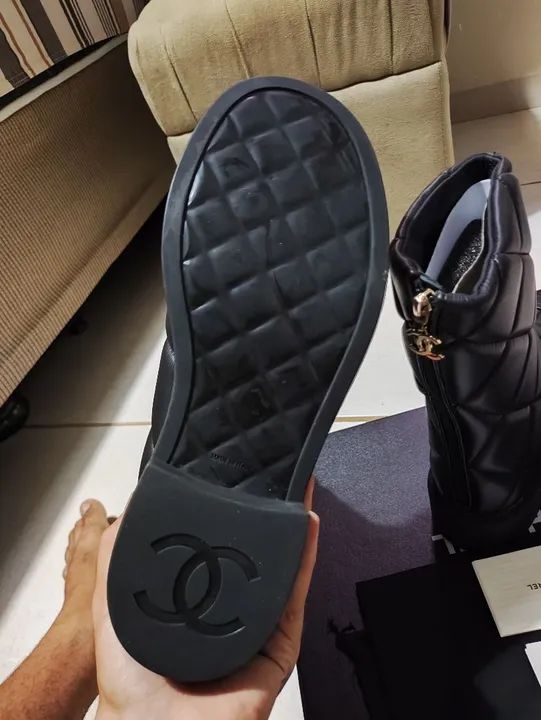 Botas Chanel Preta - Foto 3