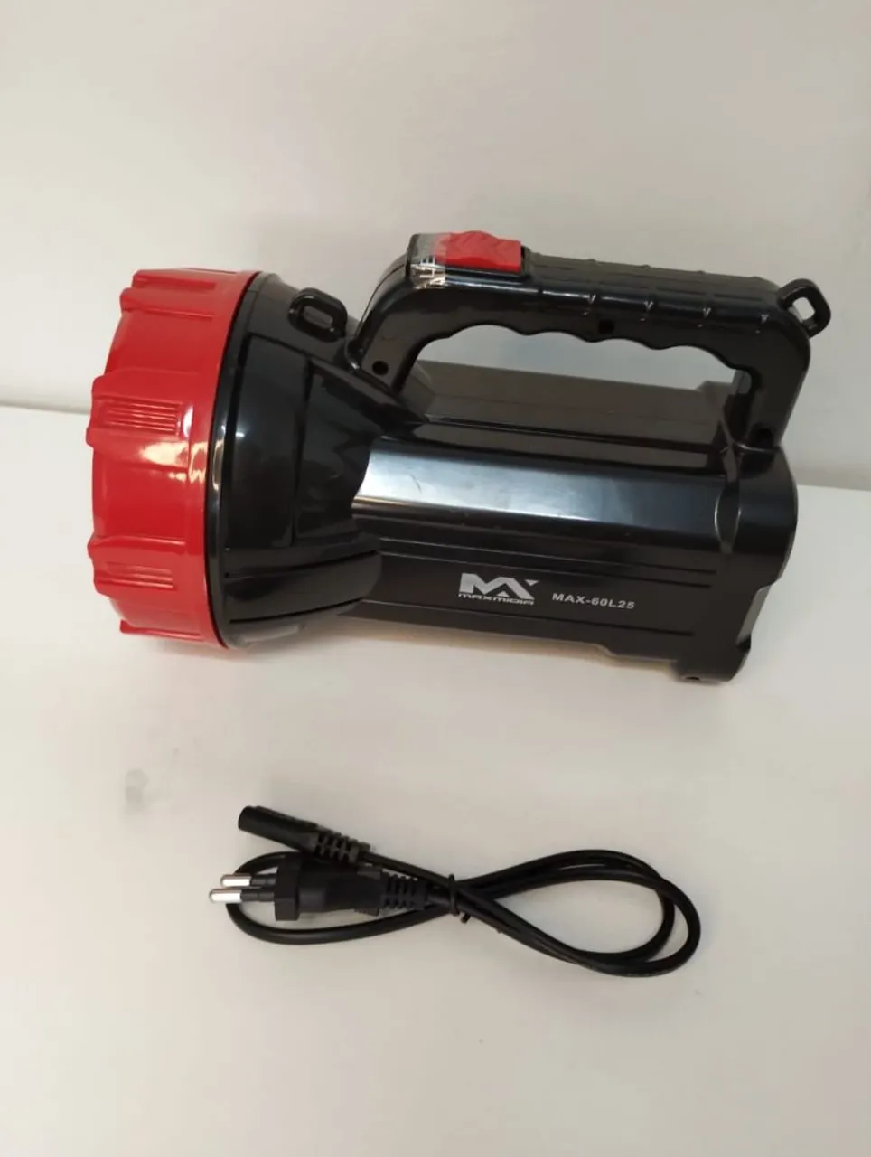 Lanterna Recarregável MAX-60L25 - Bivolt - Bivolt