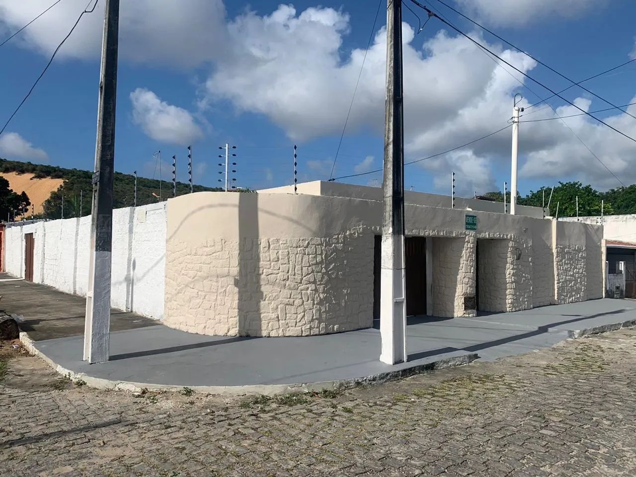 VENDO casa no Pitimbu com 3/4