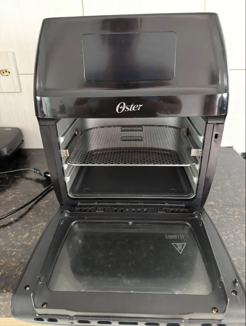 Airfryer semi nova oster - Foto 3