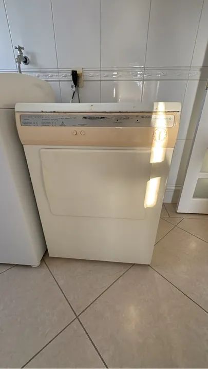 Secadora de Roupa Brastemp 