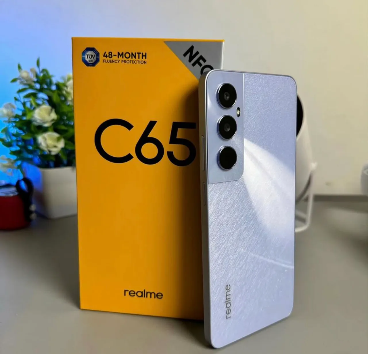 Telefone Realme -- **C65 256Gb/8Ram** Câmera de alta Resolução