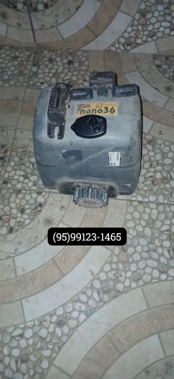 Vendo motor de portão da marca Rossi. 