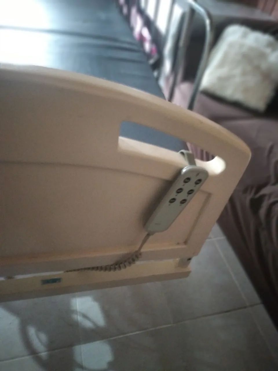 Cama Hospitalar - Ideal para Cuidados em Casa - Foto 5