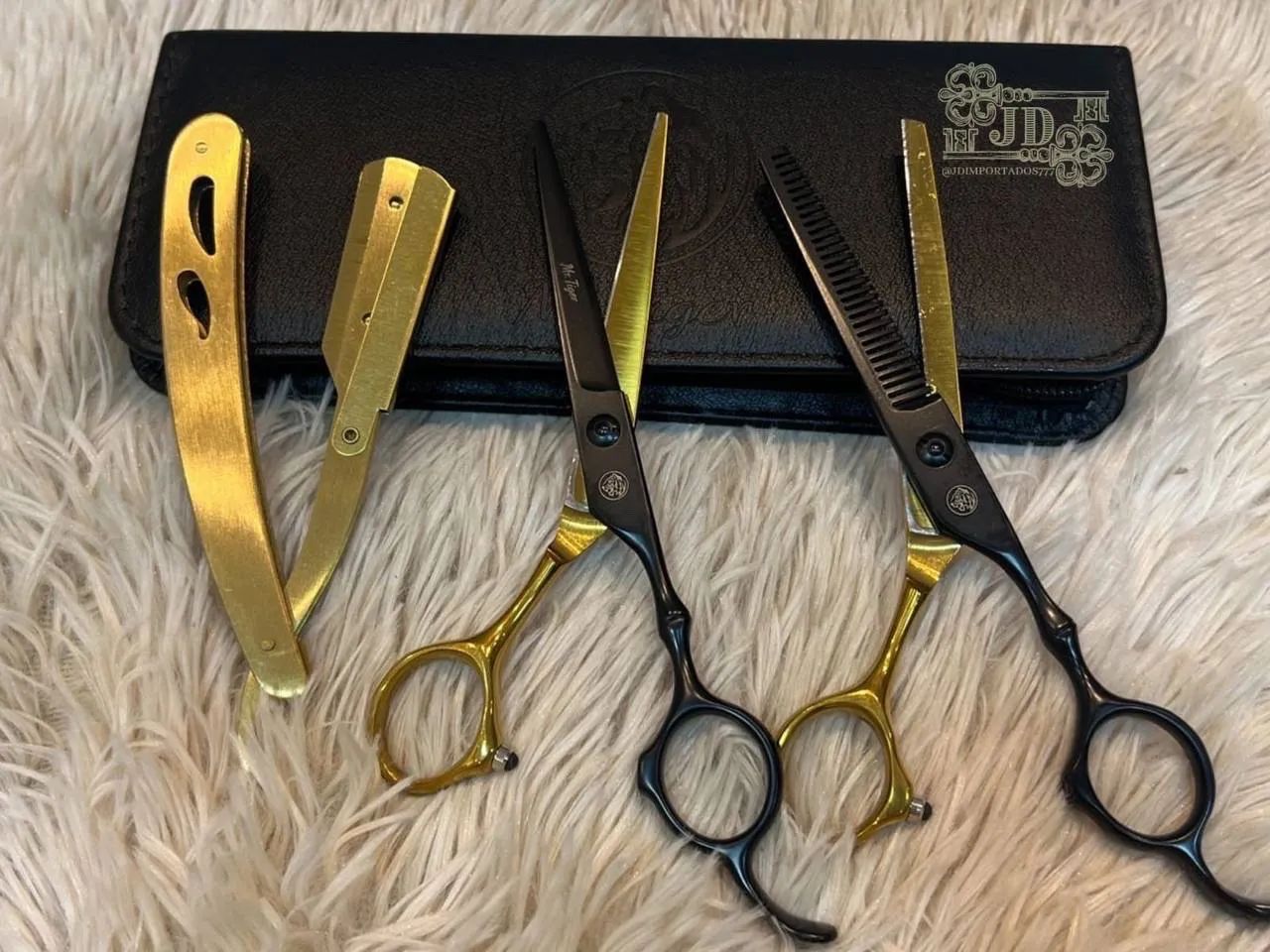  ? Kit Tesoura Japonesa 6.0? Barbeiro Profissional com Navalha e Pentes - Foto 5