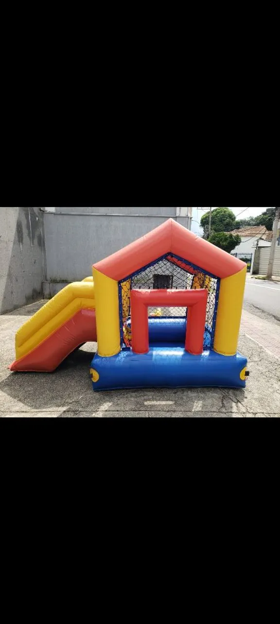 Piscina de bolinhas inflável