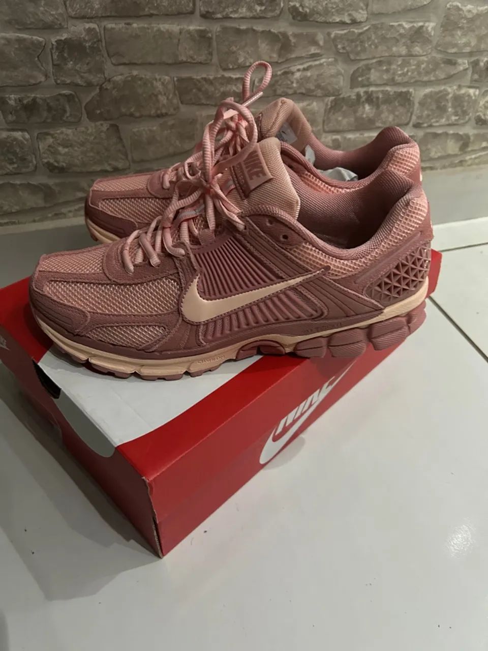 Nike Vomero 5