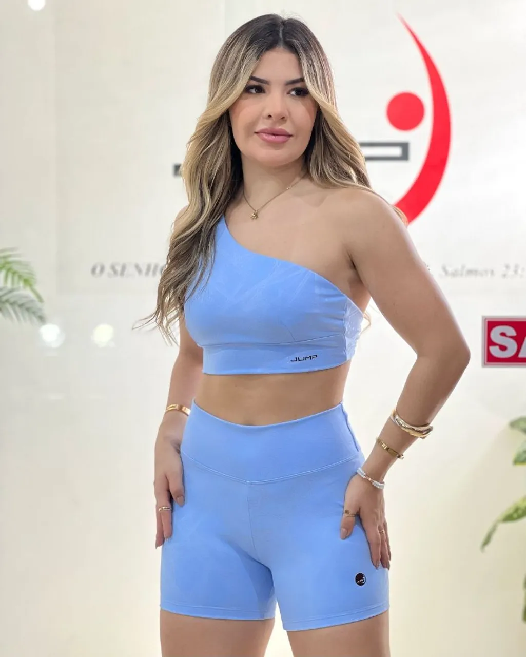 Conjunto de Shorts e Top JUMP