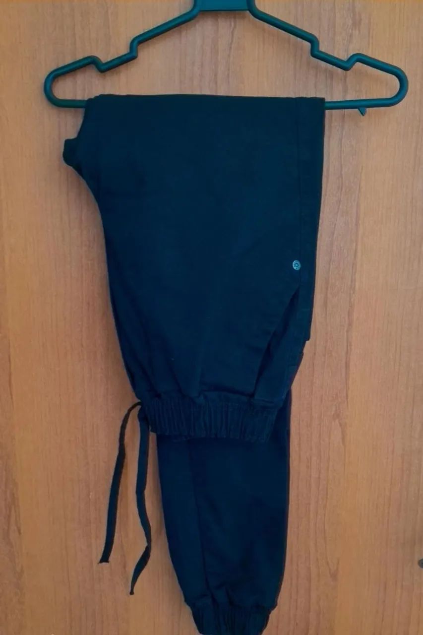 Calça Cargo Preta - Foto 2