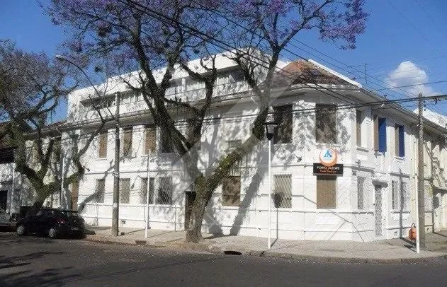 Prédio comercial para venda e locação no bairro Floresta!