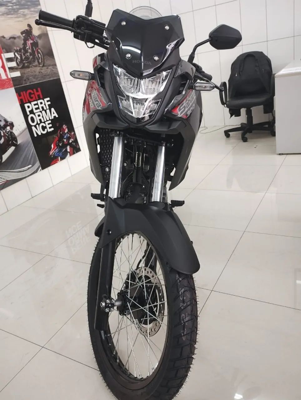 Honda Sahara 300 ABS 0Km, modelo 2026 - Foto 8